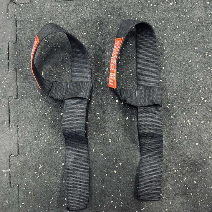 Fitness trhačky červené 2